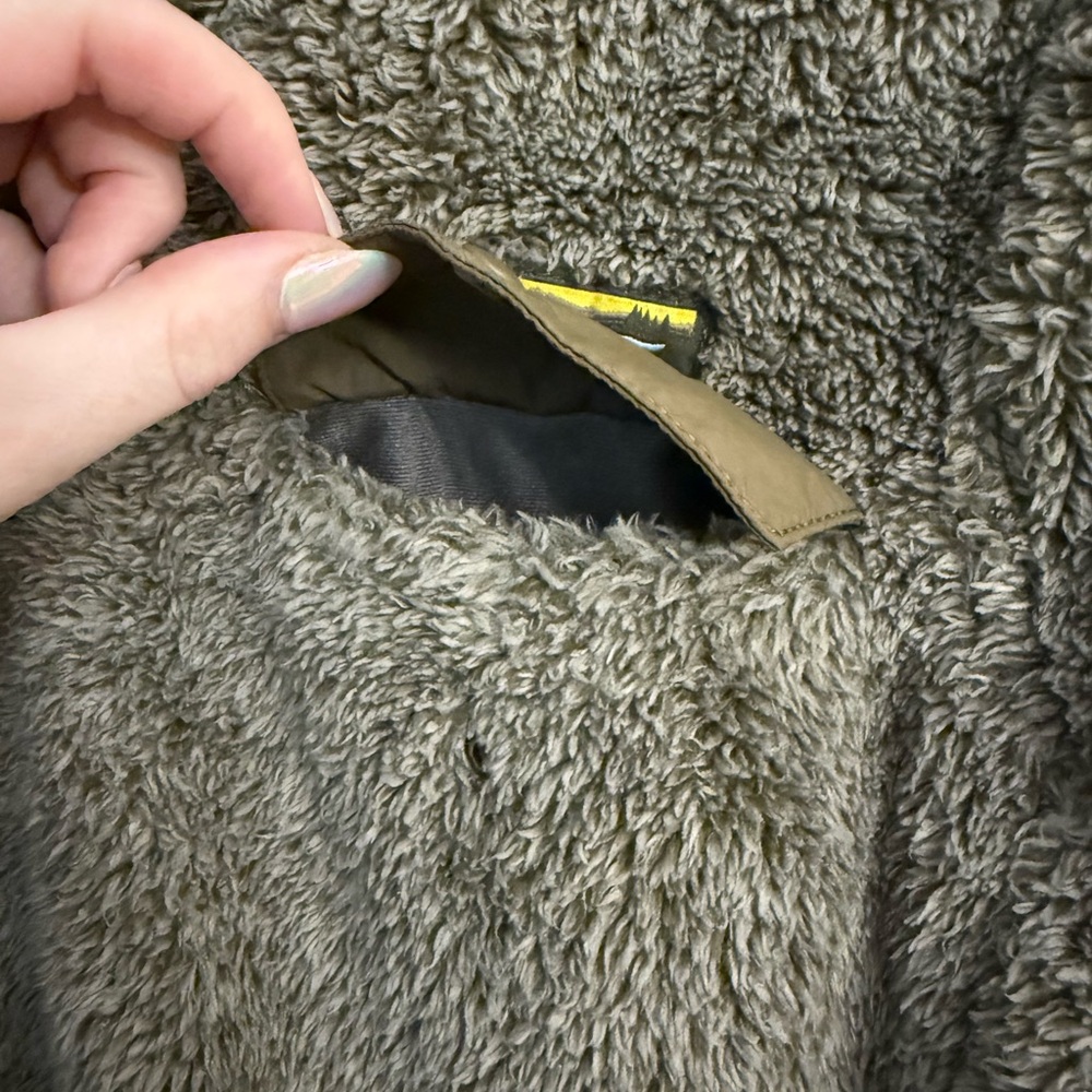 Hi-Pile Fleece Pullover - LL Bean - Picture 5 of 7